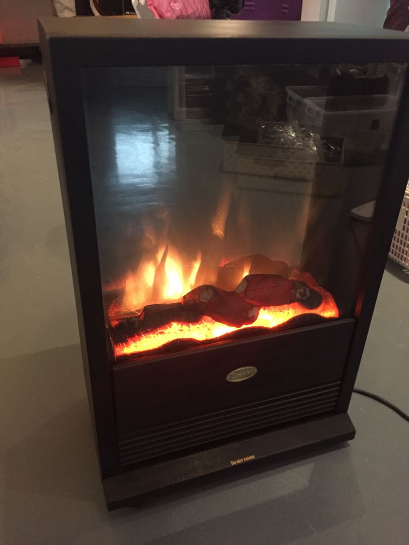 電力仿真火爐暖爐dimplex Electric Fire Place 電視及其他電器 熱水爐及淋浴設備 Carousell