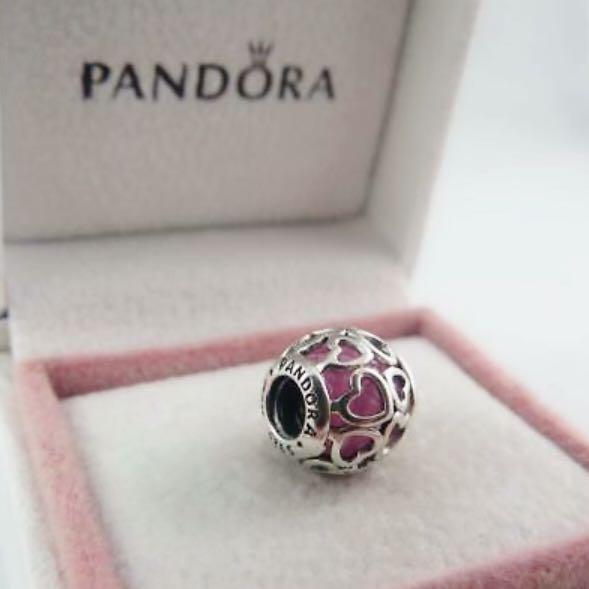 Bnis Pandora Pink Encased in Love Charm 792036PCZ