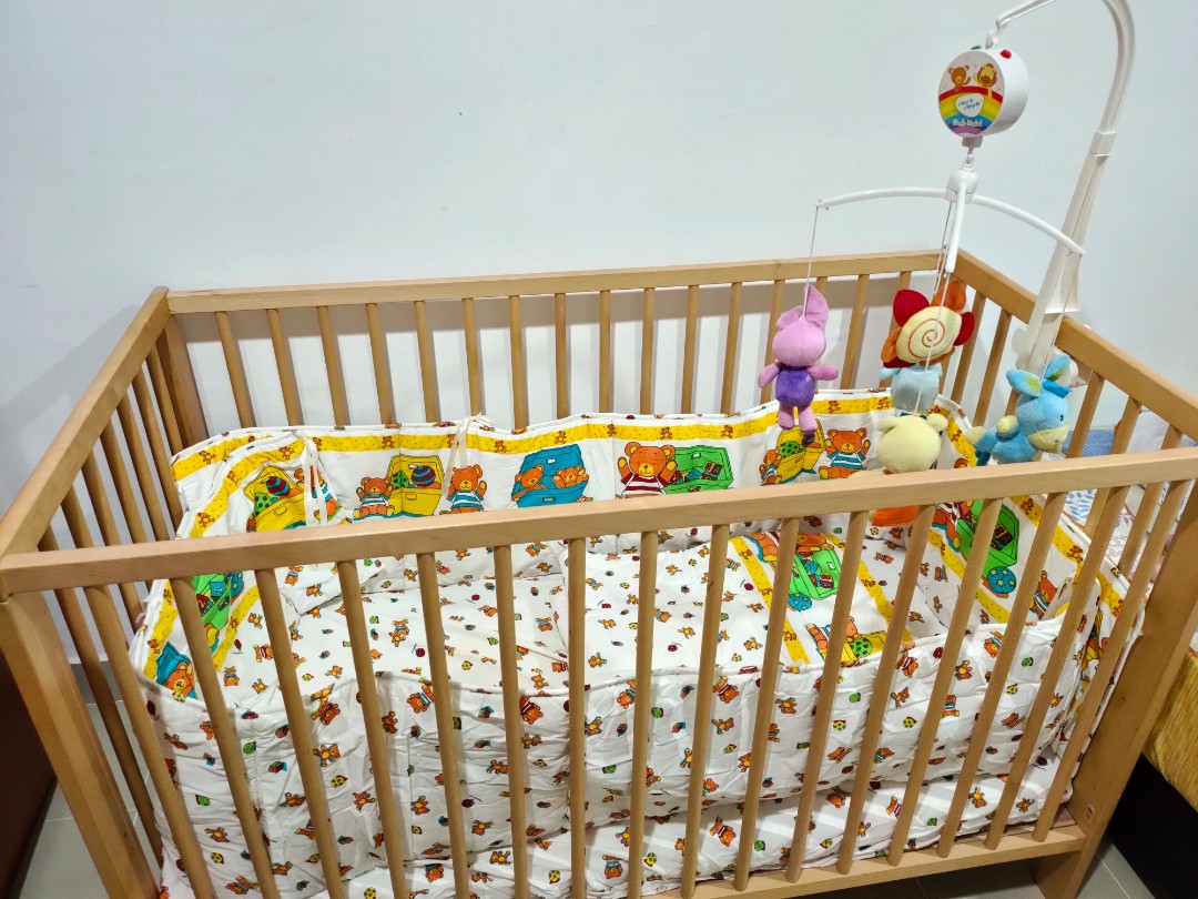 harga baby cot ikea