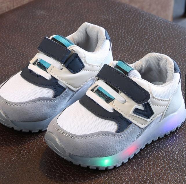 led light baby shoes