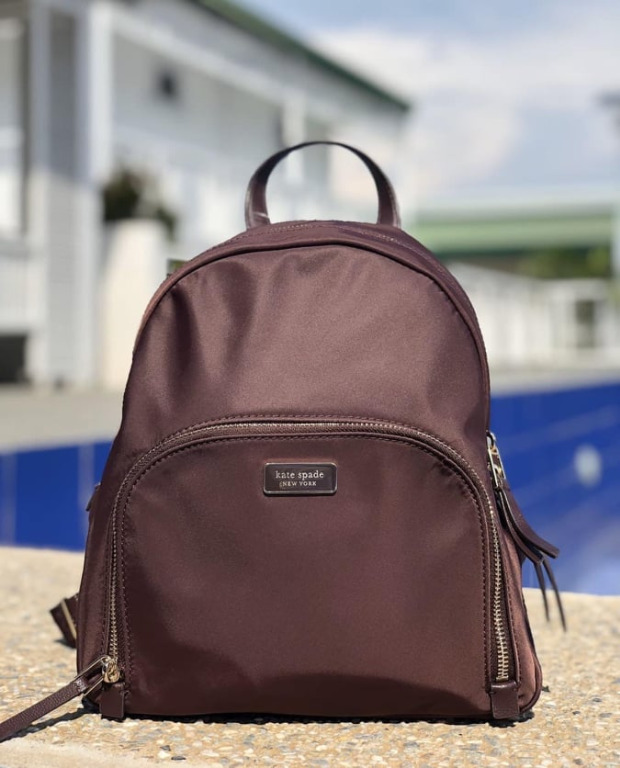 Brand New Kate Spade Medium Backpack Dawn Maroon, Women's Fashion, Bags &  Wallets, Backpacks on Carousell