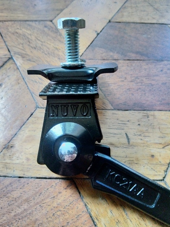 nuvo bike stand
