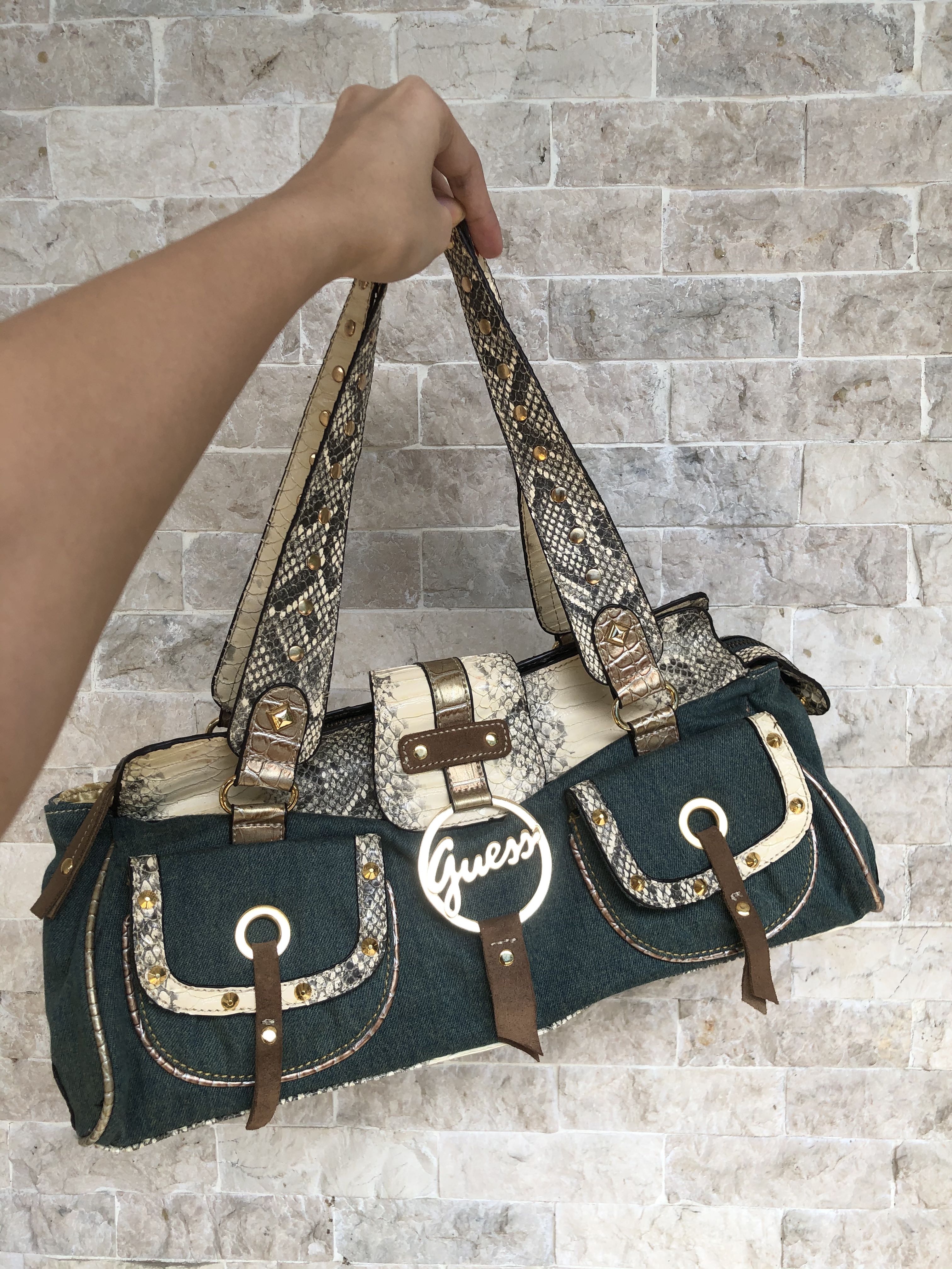 guess bags and wallets