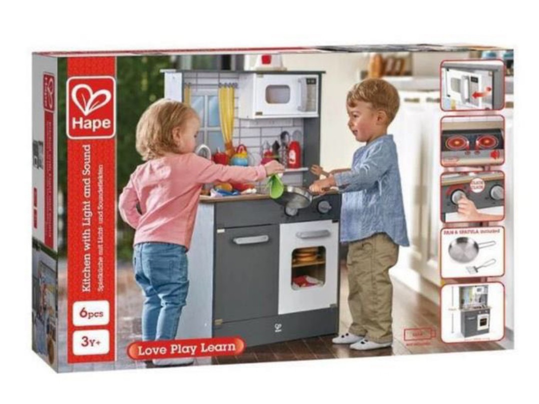 hape kitchen with light and sound