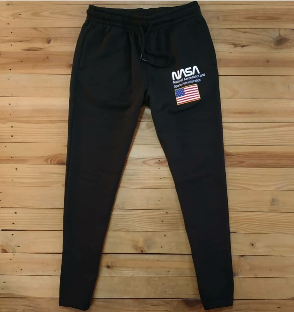H M Nasa Jogger Pants Black Fesyen Pria Pakaian Bawahan di Carousell