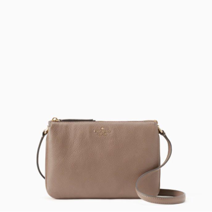 Kate spade brownstone 2025 wallet