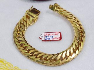 (Category: ) located in . Submitted by RealGoldPawnable18K21K24K (Listing ID 1011829490, Image 1). Description: .