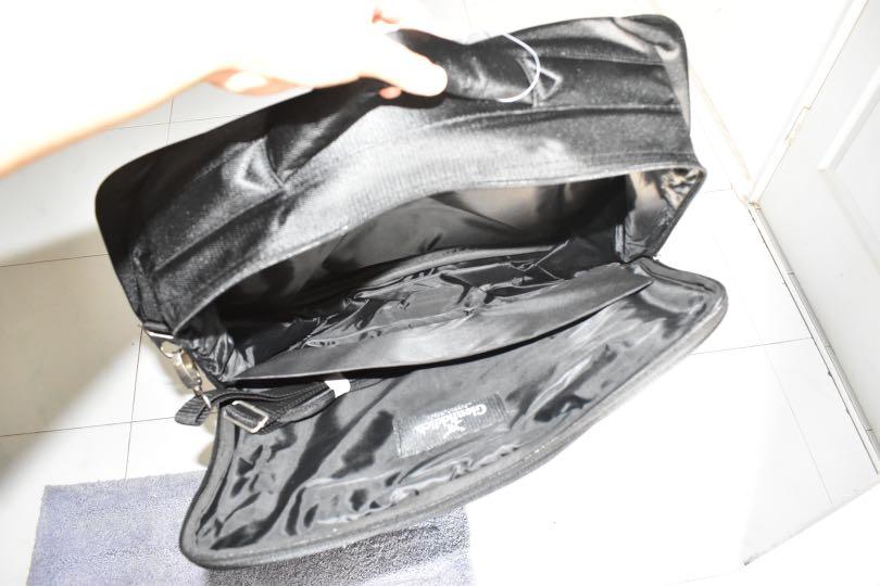 Laptop Bag (Category: Sling Bags) located in Singapore. Submitted by the2ndhandbook (Listing ID 1011806708, Image 8). Description: Sturdy material. Large compartment with ample storage space. Stylish and functional! .