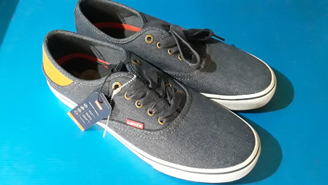 Levi clearance monterey shoes