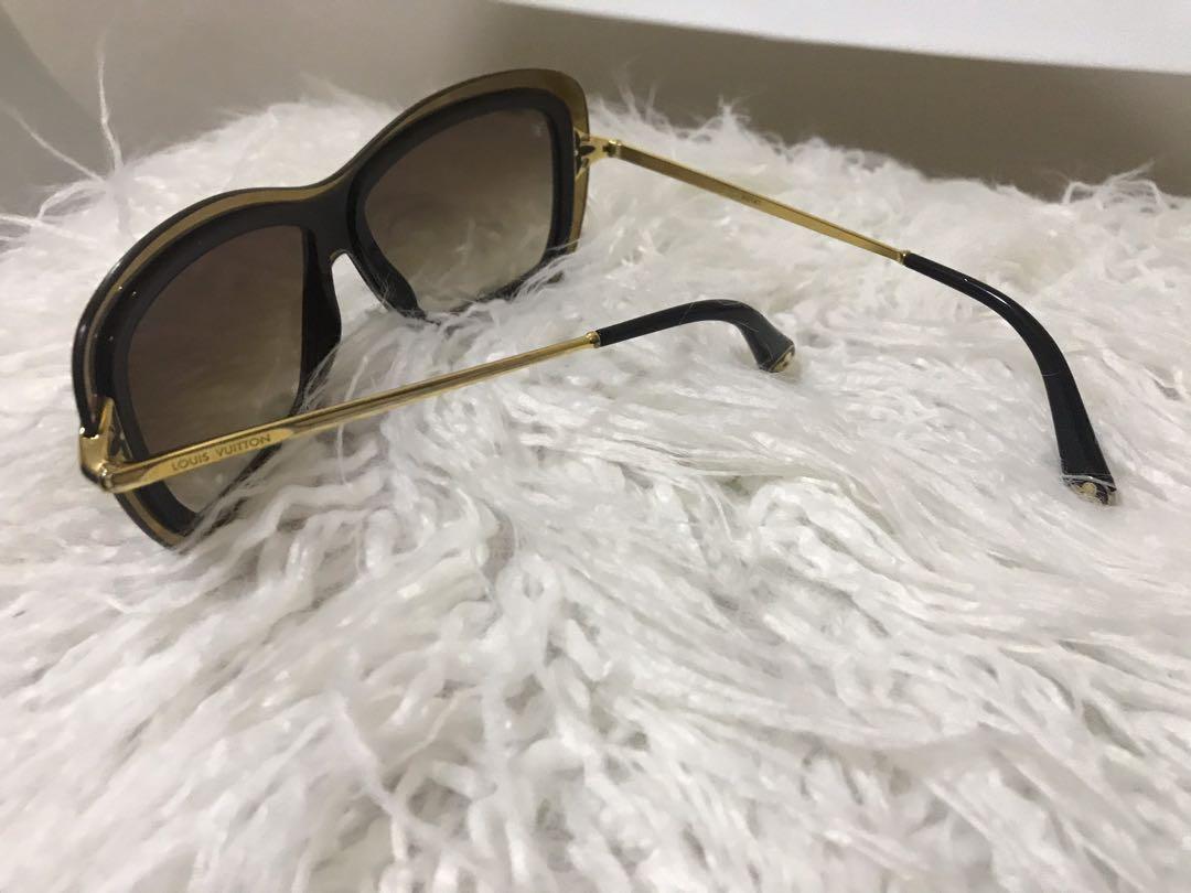 2011 Louis Vuitton Poppy Sunglasses LV Shades from - Depop
