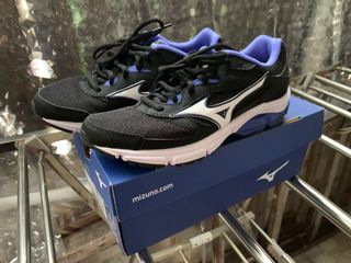 （分類：）位於 。 由 forward_c_1430 提交（商品編號 1011889057，圖片 1）。簡介： 。