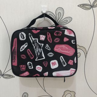 (Kategori: ) berada di . Dikirim oleh confit (ID iklan 1011874618, Gambar 1). Deskripsi: .
