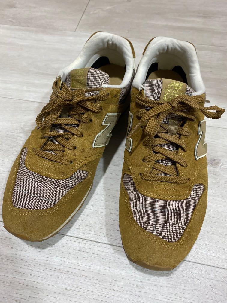 Gold velvet clearance shoes