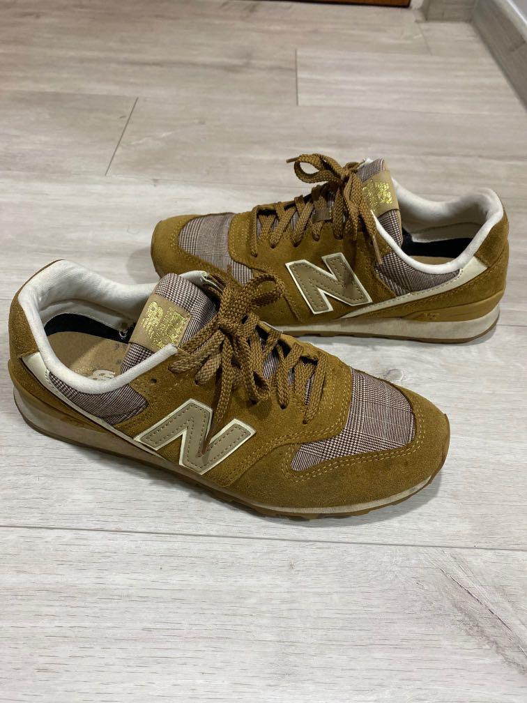 Gold velvet clearance shoes