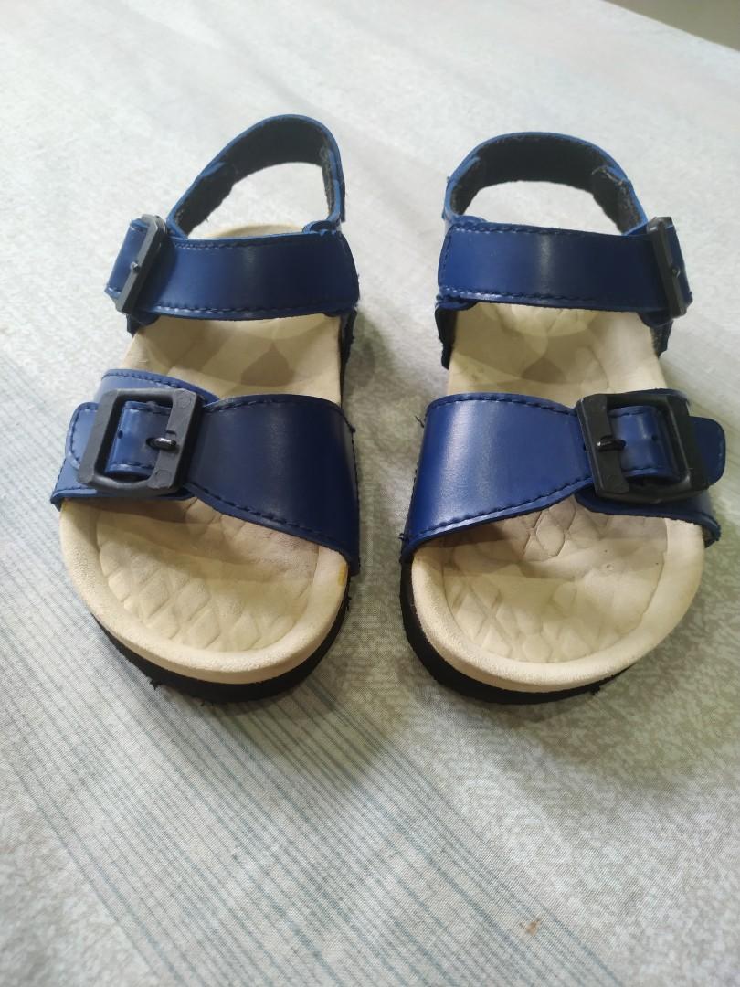 Tabata slippers online price