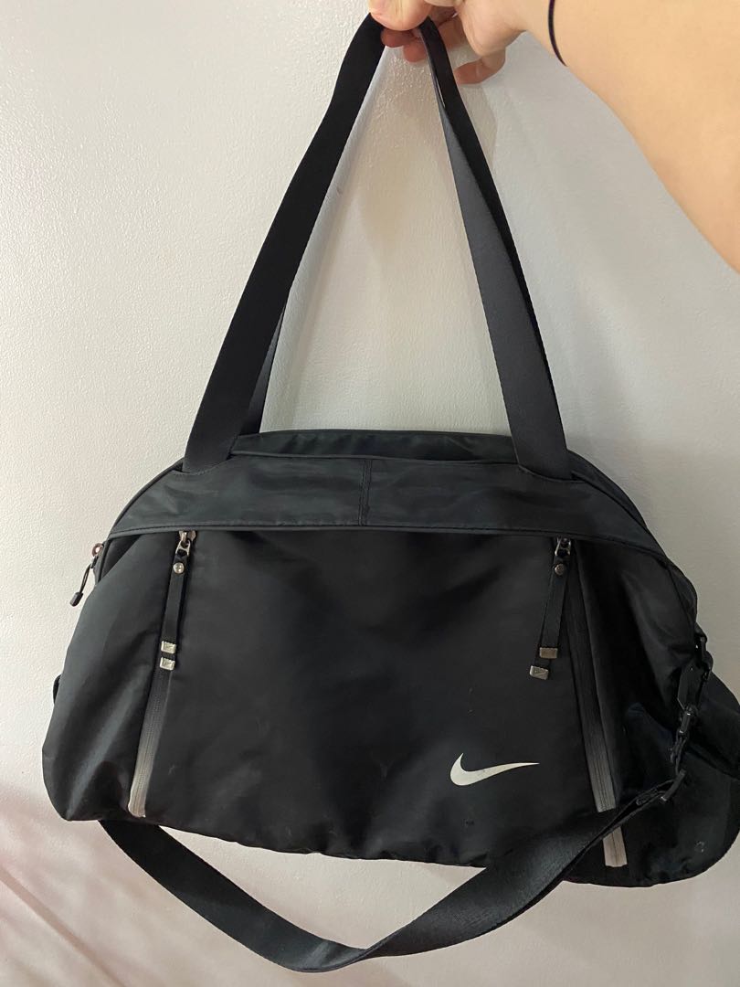 nike bags near me