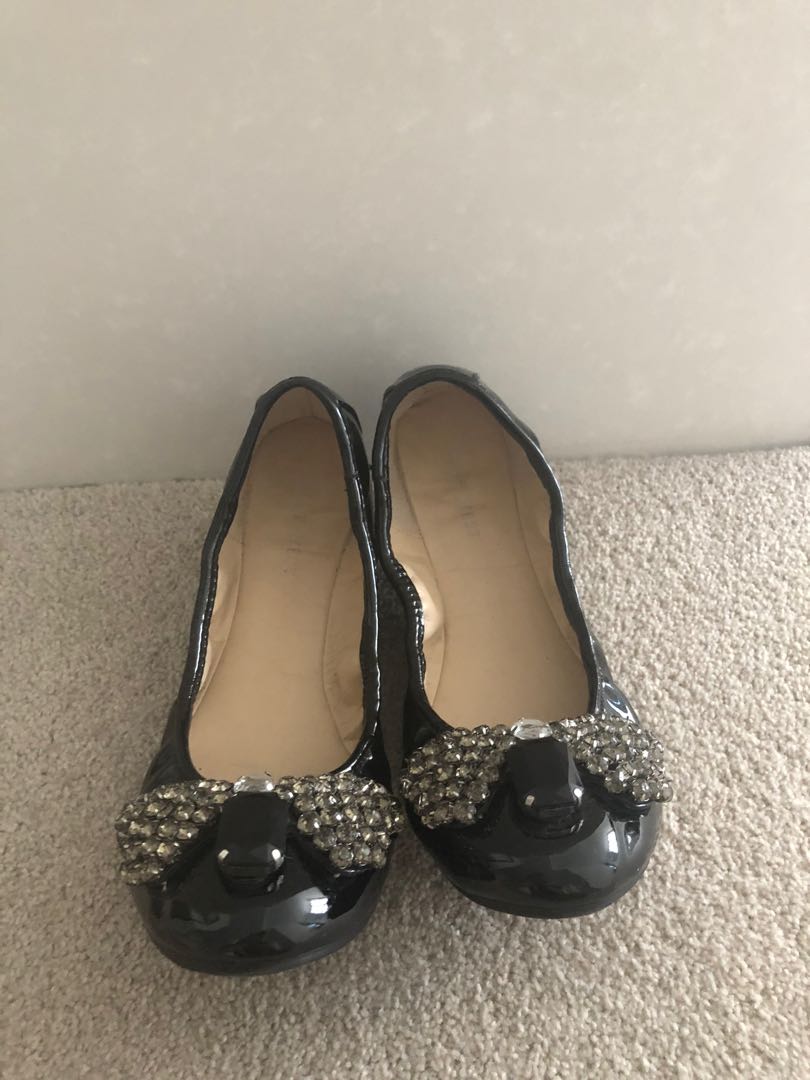 nine west black ballet flats