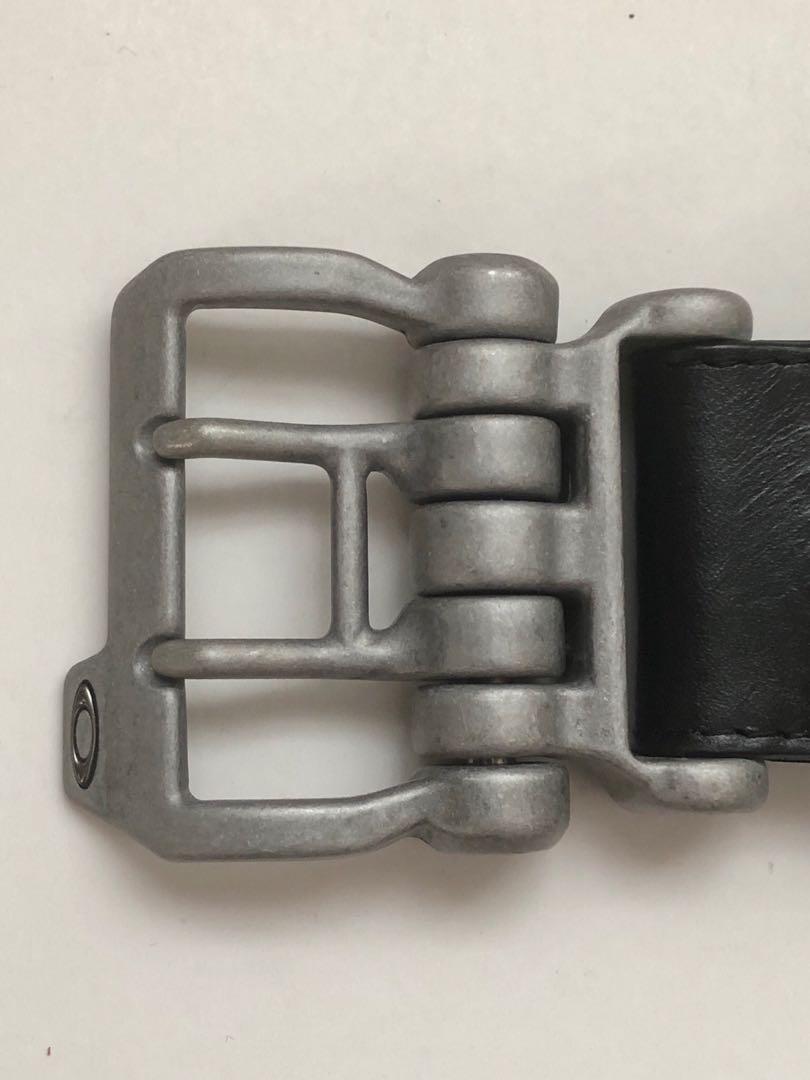 Oakley Rugged Metal Buckle Leather Belt, Men's Fashion, Watches