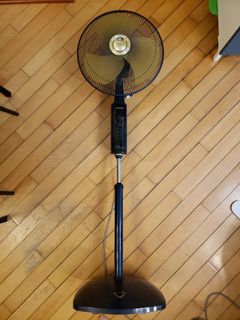 （分類：）位於 。 由 lokky88 提交（商品編號 1011807591，圖片 1）。簡介： 。