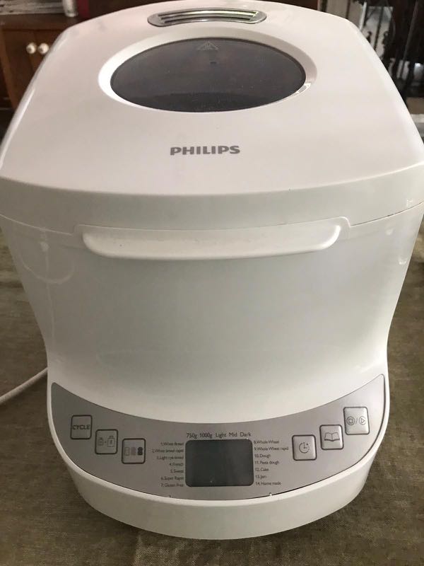 Philips bread maker Model 9045, TV & Home Appliances, Kitchen