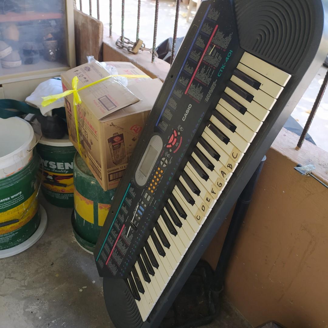 Piano keyboard for sale, Hobbies & Toys, Music & Media, Musical