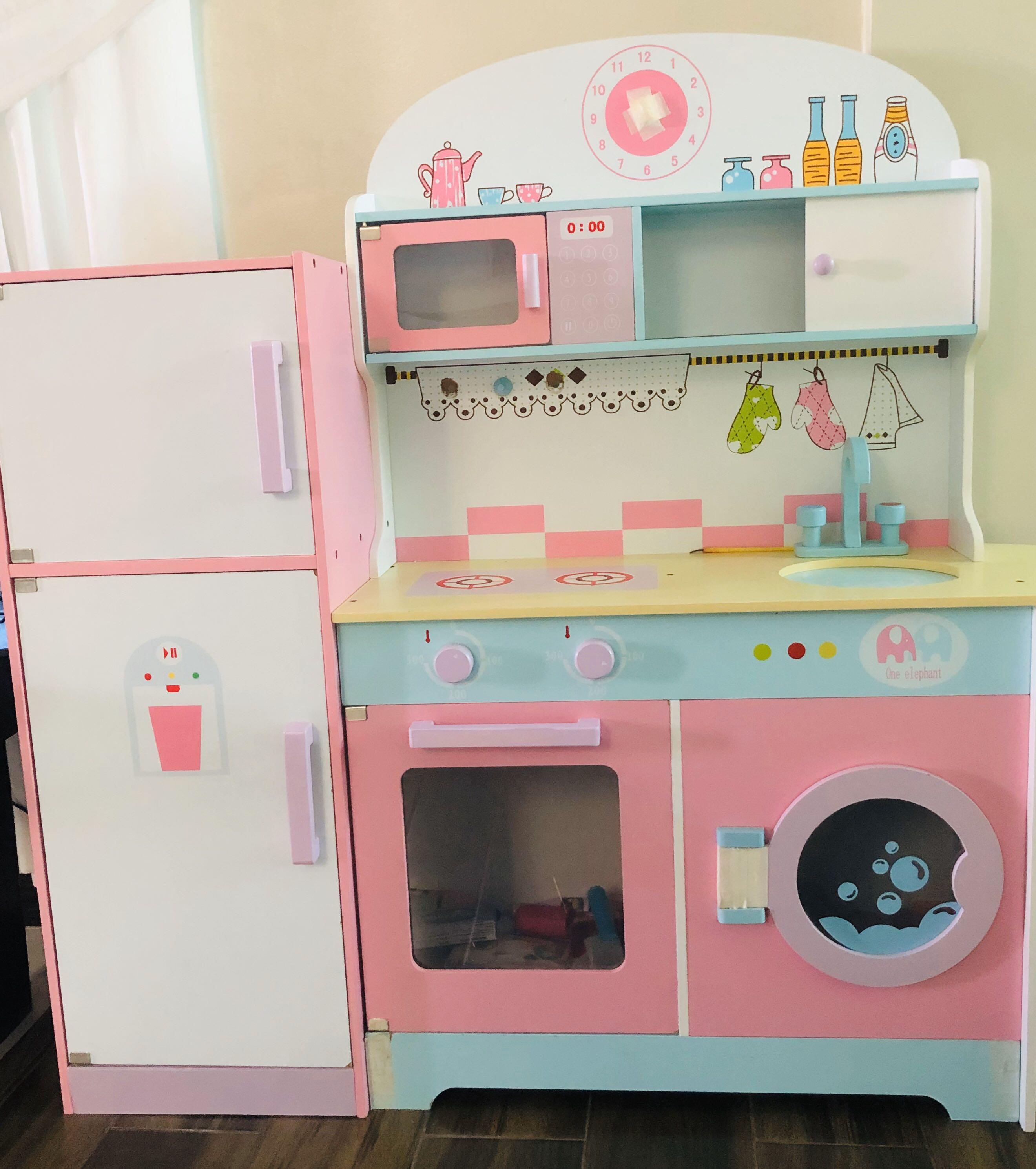 pink toy kitchen set