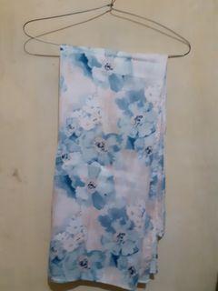 Preloved! Jilbab Segiempat flower