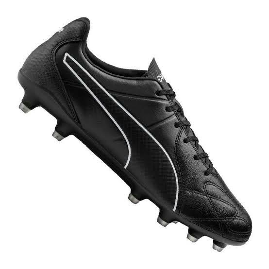 Puma King Hero FG 105609 01 Black Sepatu Bola Original, Olah Raga,  Perlengkapan Olahraga Lainnya di Carousell
