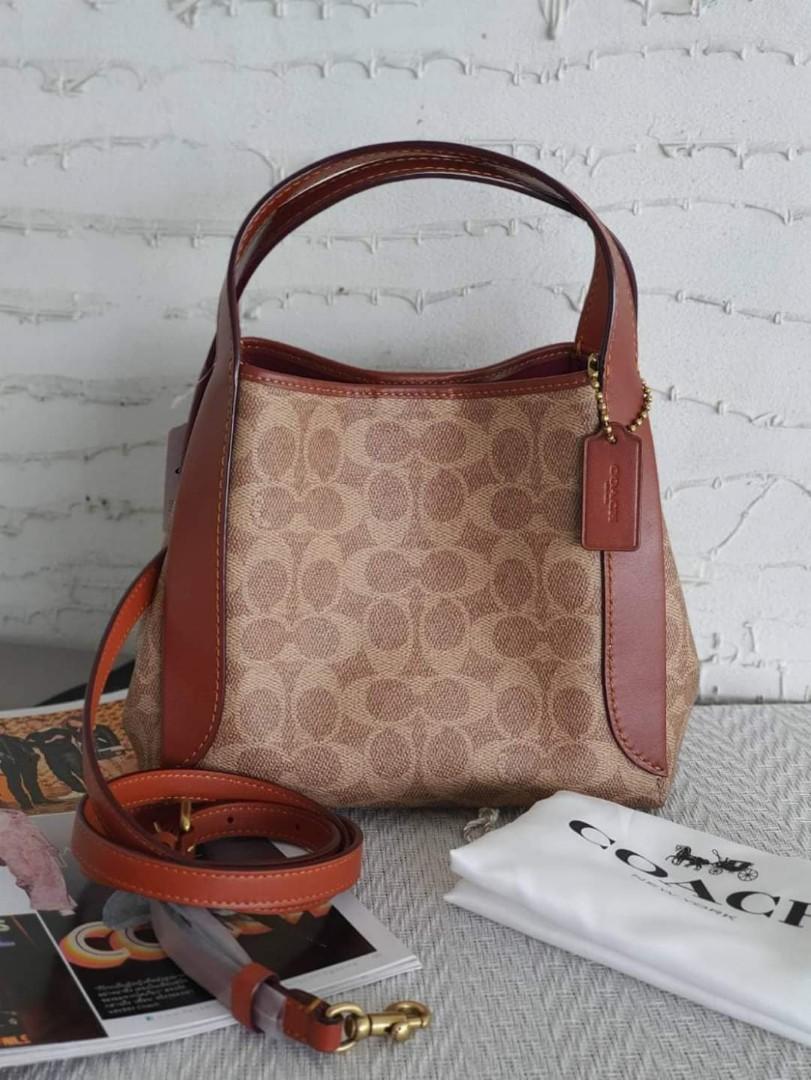 ONHAND Authentic Coach Sling Bag SALE, Women&#39;s Fashion, Bags & Wallets, Sling Bags on Carousell