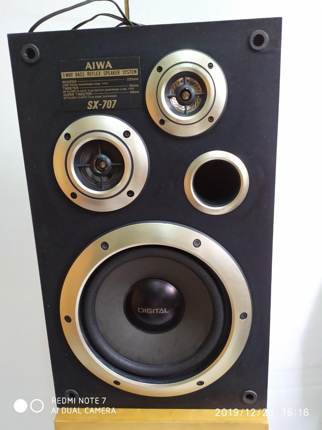 aiwa 3 way bass reflex speaker system