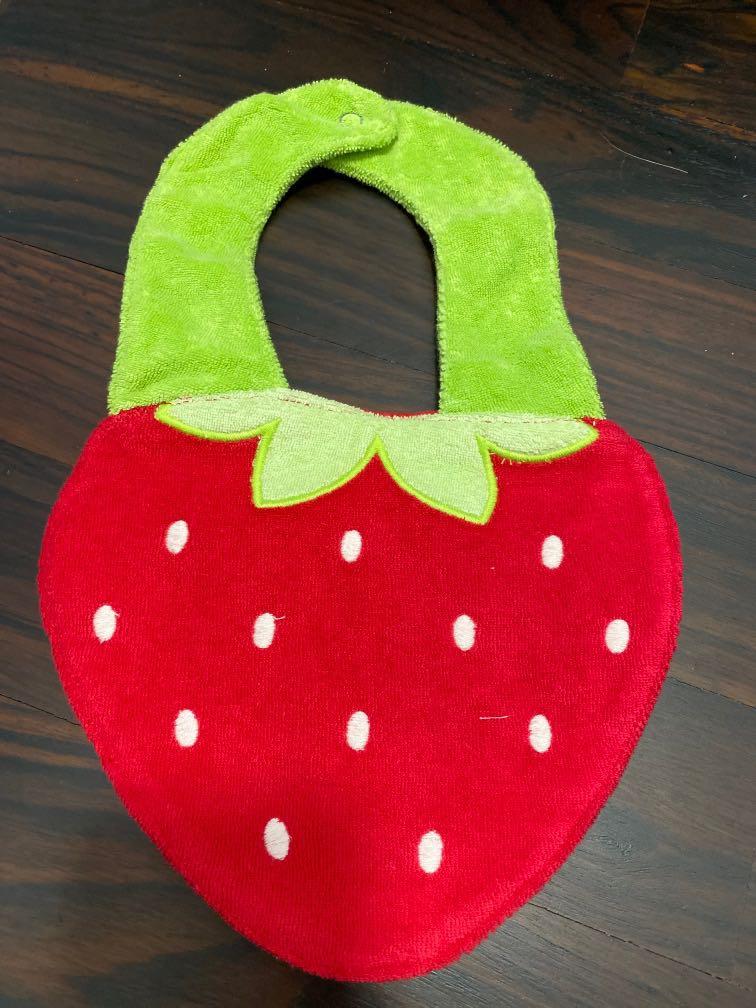 strawberry bib