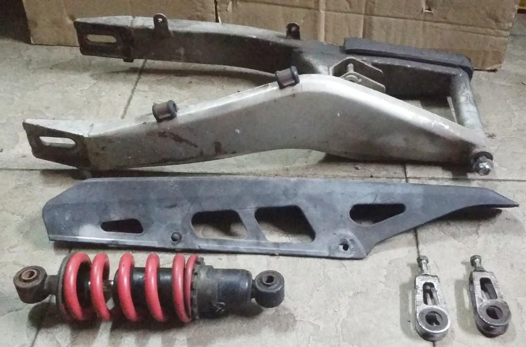 SWING ARM BANANA SUZUKI FXR 150 DOHC, Motorbikes on Carousell