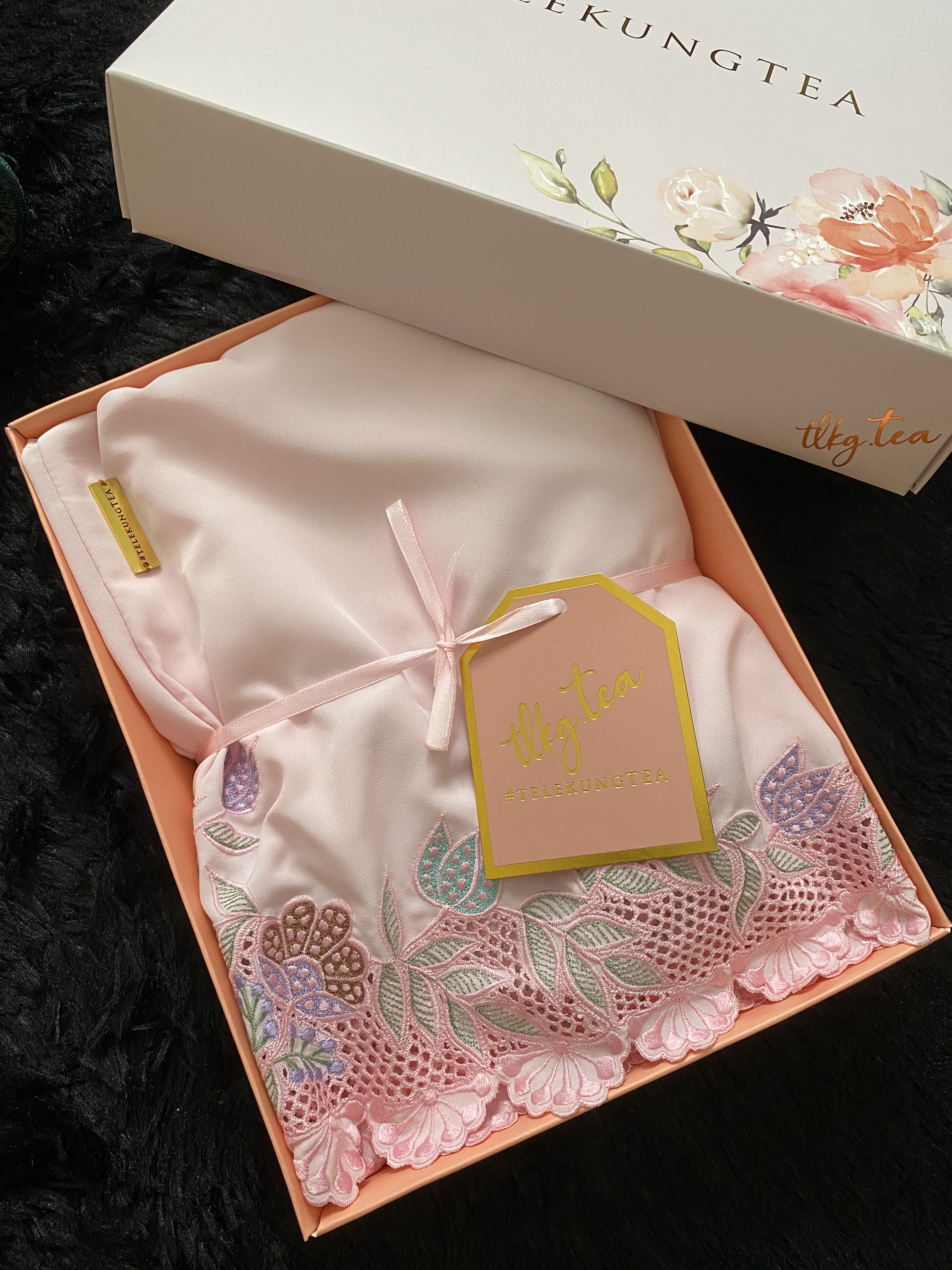 Telekung Tea Irdina, Muslimah Fashion, Two-piece on Carousell