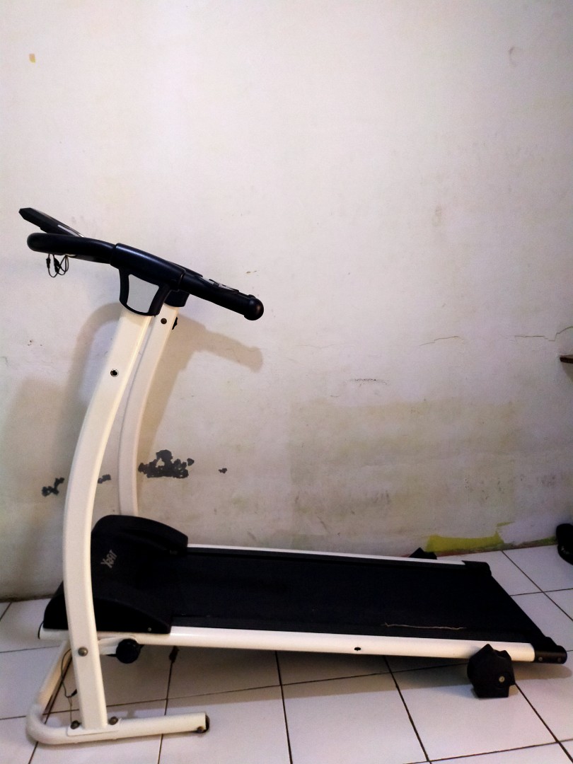 Treadmill X2Fit Manual