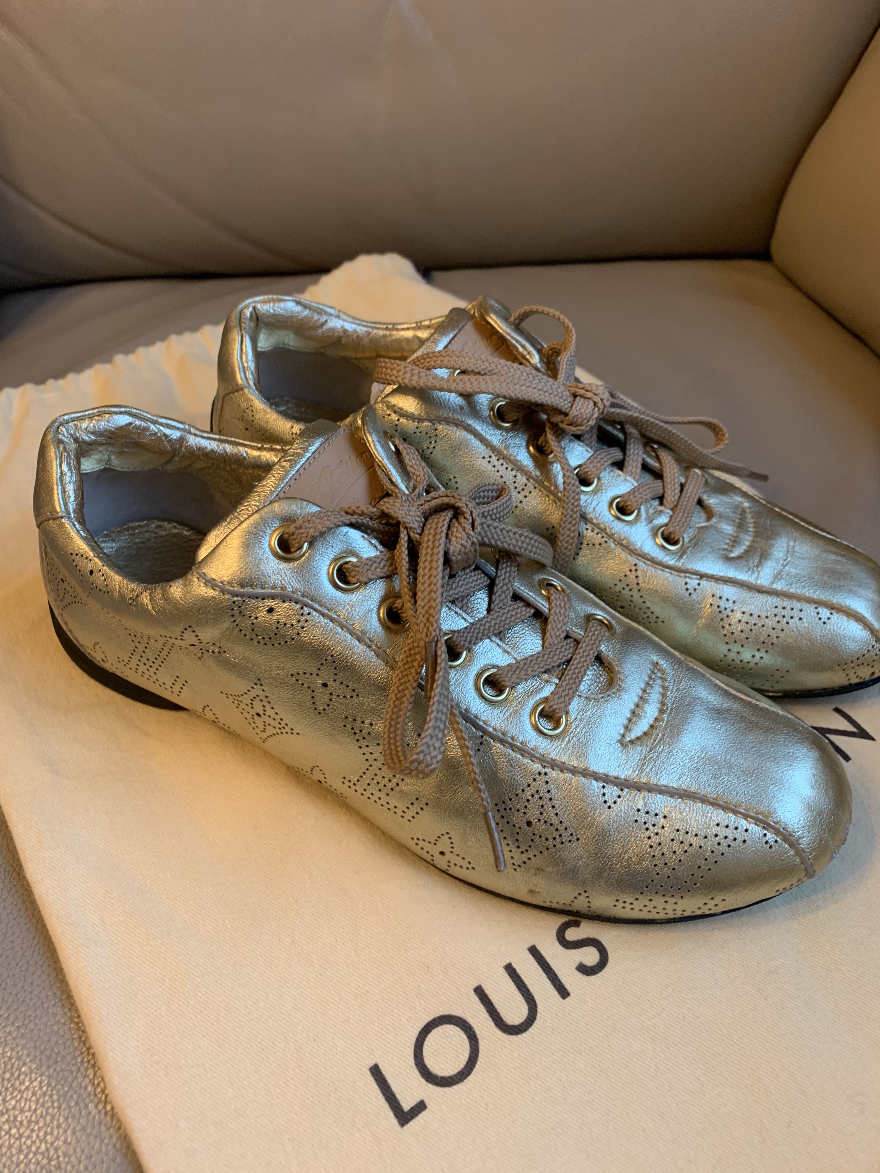 100% Authentic Louis Vuitton LV Gold Sneakers Size 36, Women&#39;s Fashion, Women&#39;s Shoes on Carousell