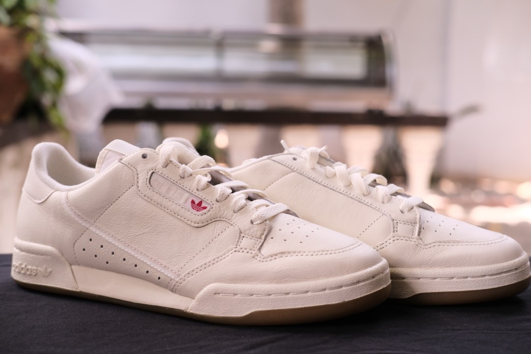 studiul sub spunemi  Adidas Continental 80 Offwhite Gum Sole, Men's Fashion, Footwear, Sneakers  on Carousell