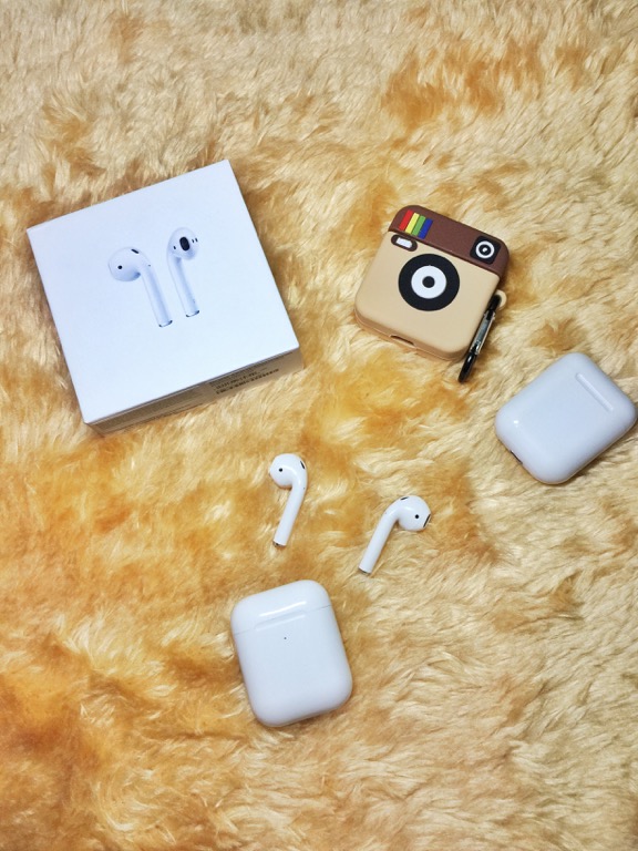 AIRPODS Gen 2 with Lots of Freebies