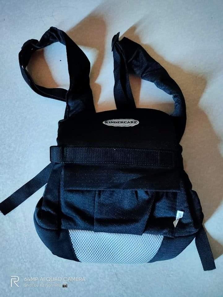 baby carrier at baby city