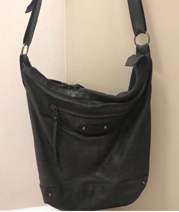 balenciaga sling
