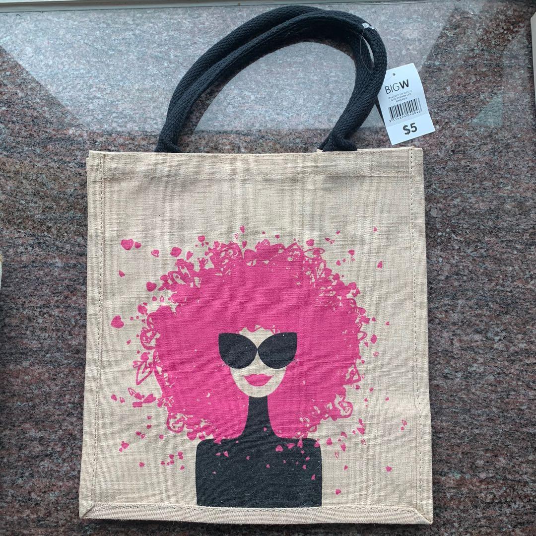 全新澳洲Big W shopping bag, 麻質輕巧, 女裝, 手袋及銀包, Tote Bags