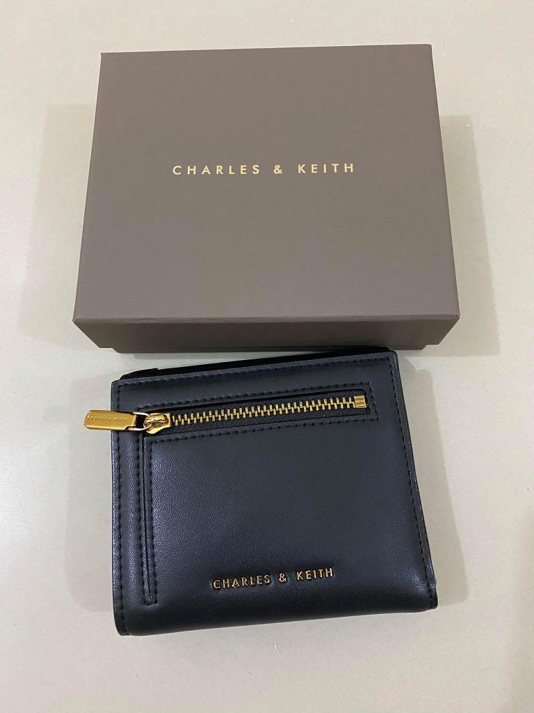 Charles and keith wallet mens store