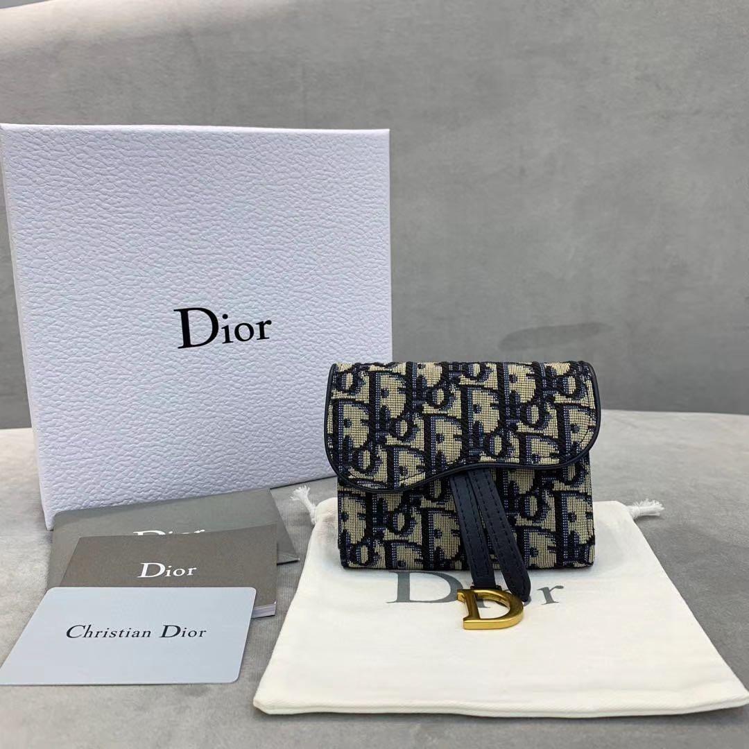 dior saddle wallet