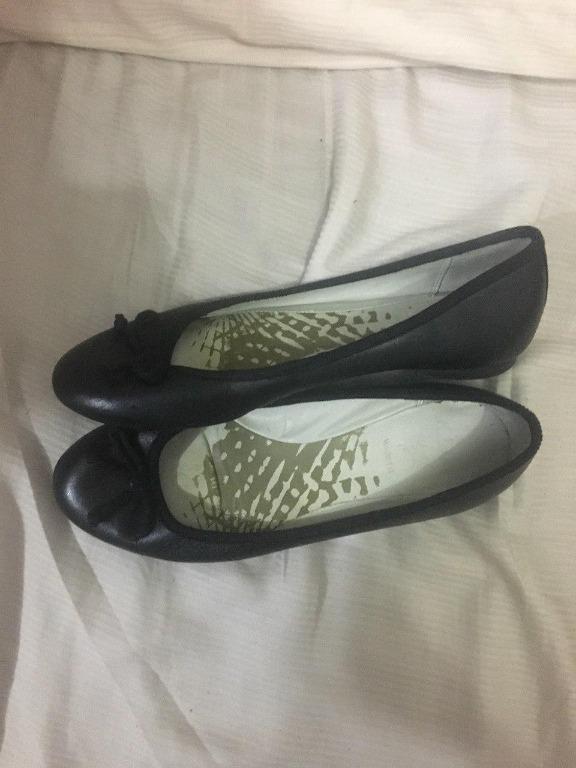 clarks womens flats
