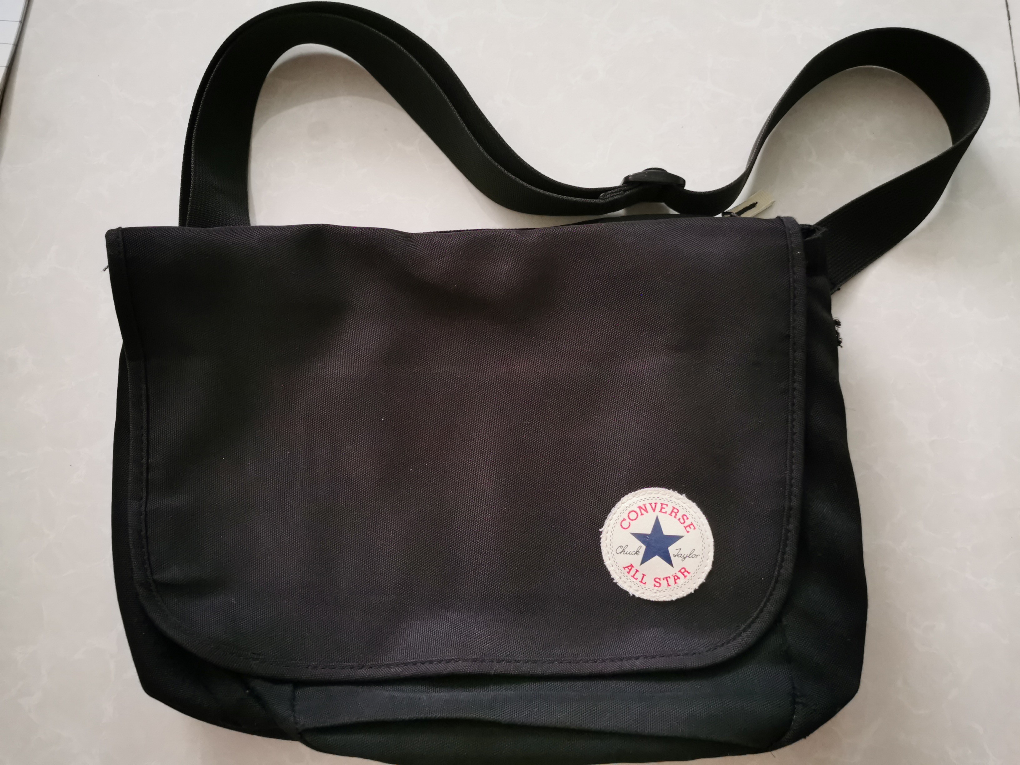 Sling discount bag converse