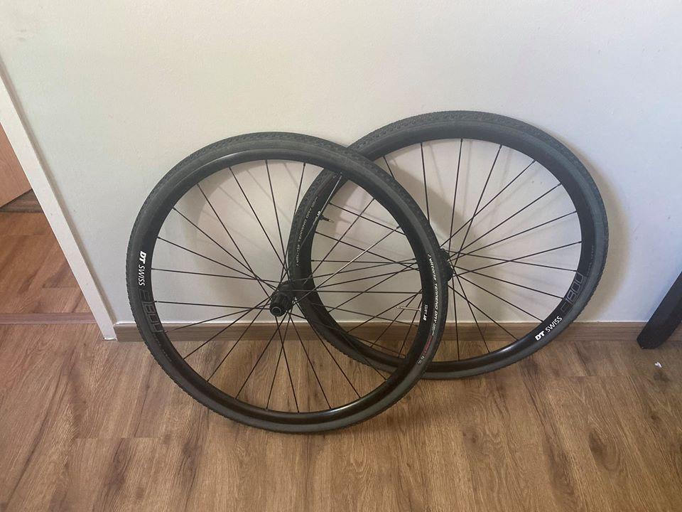Dt Swiss E1800 Spline Rims 700c Disc Brakes Bicycles Pmds Parts Accessories On Carousell
