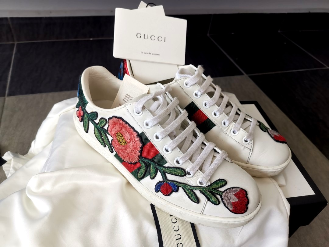 Gucci Ace Sneakers (Embroidered Floral), Women's Fashion, Footwear, Sneakers  on Carousell