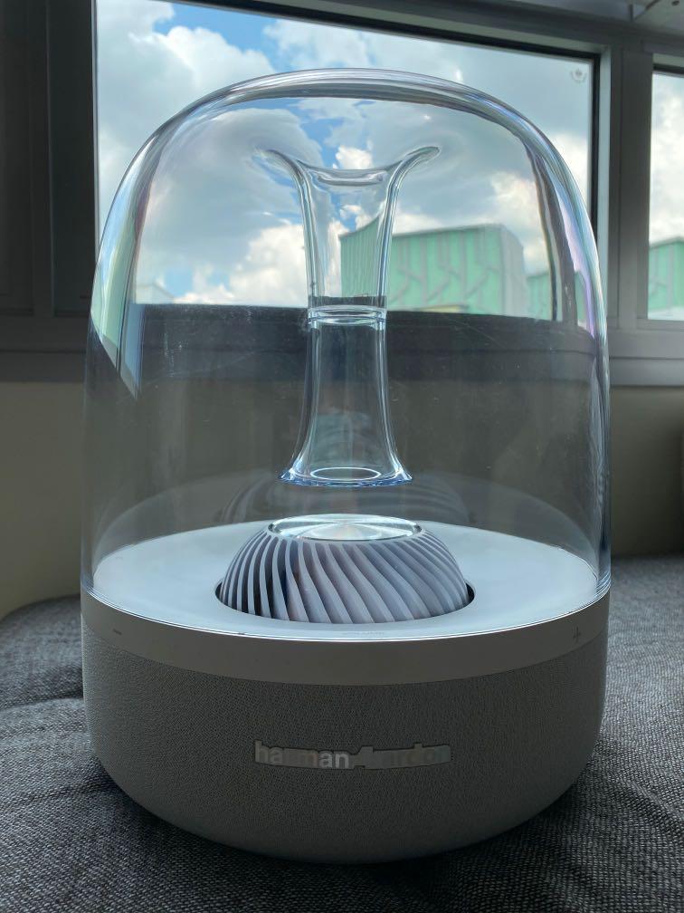 harman aura plus