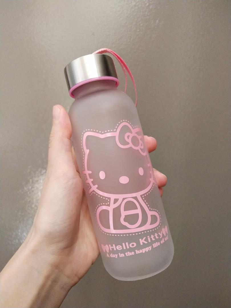 https://media.karousell.com/media/photos/products/2020/6/8/hello_kitty_water_bottle_1591591962_4e49bca5_progressive.jpg