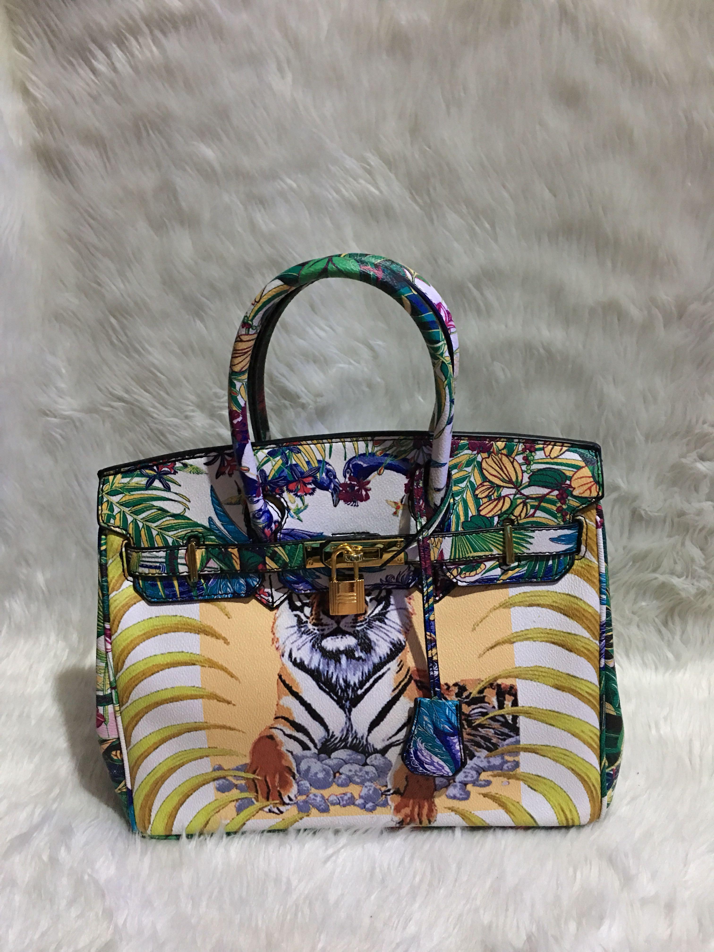 Hermes tiger hotsell bag