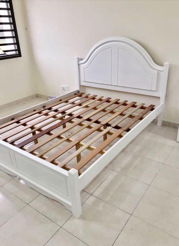Katil Queen English Style White Home Furniture Furniture On Carousell